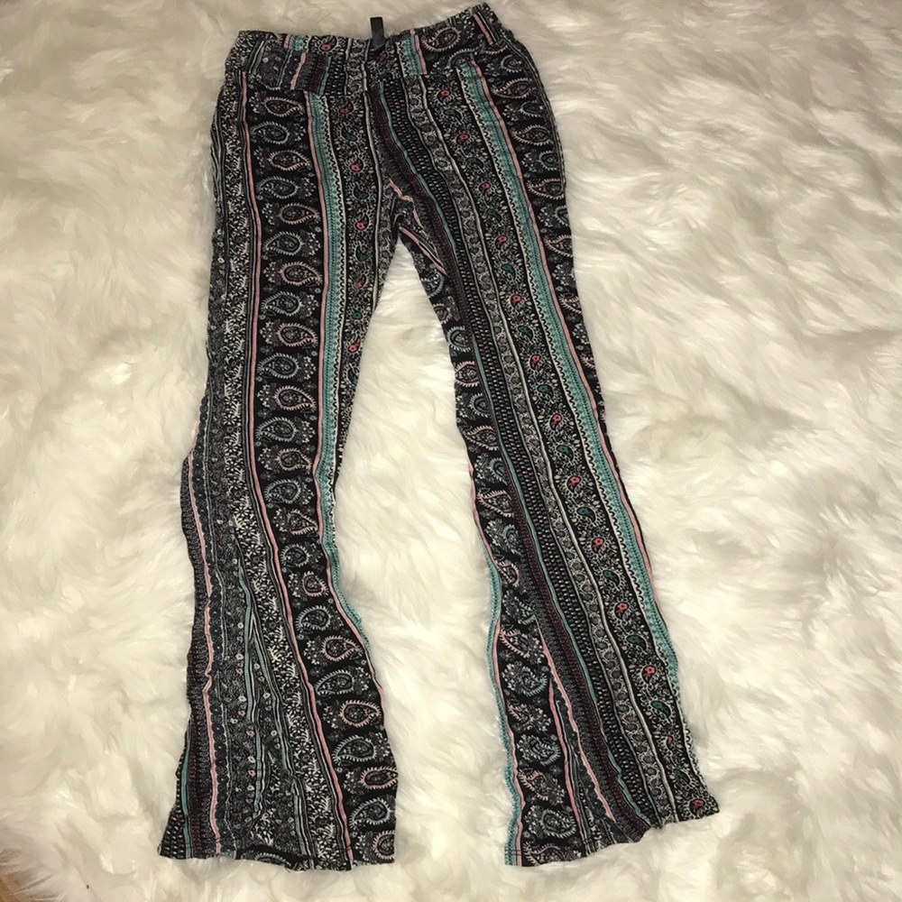 Patterned pants